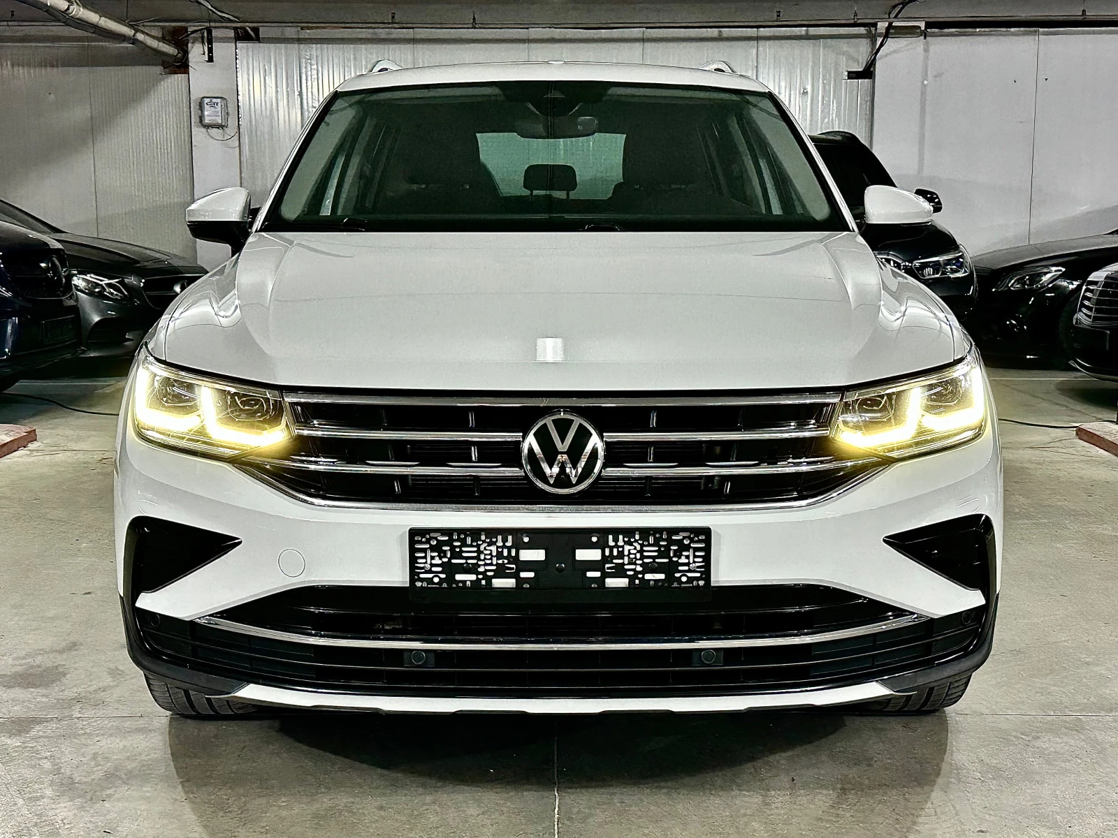 VW Tiguan 2.0TDI 4-Motion #LED#CAMERA#DISTR#PODGREV#Blindsp# | Mobile.bg � ����������� 5