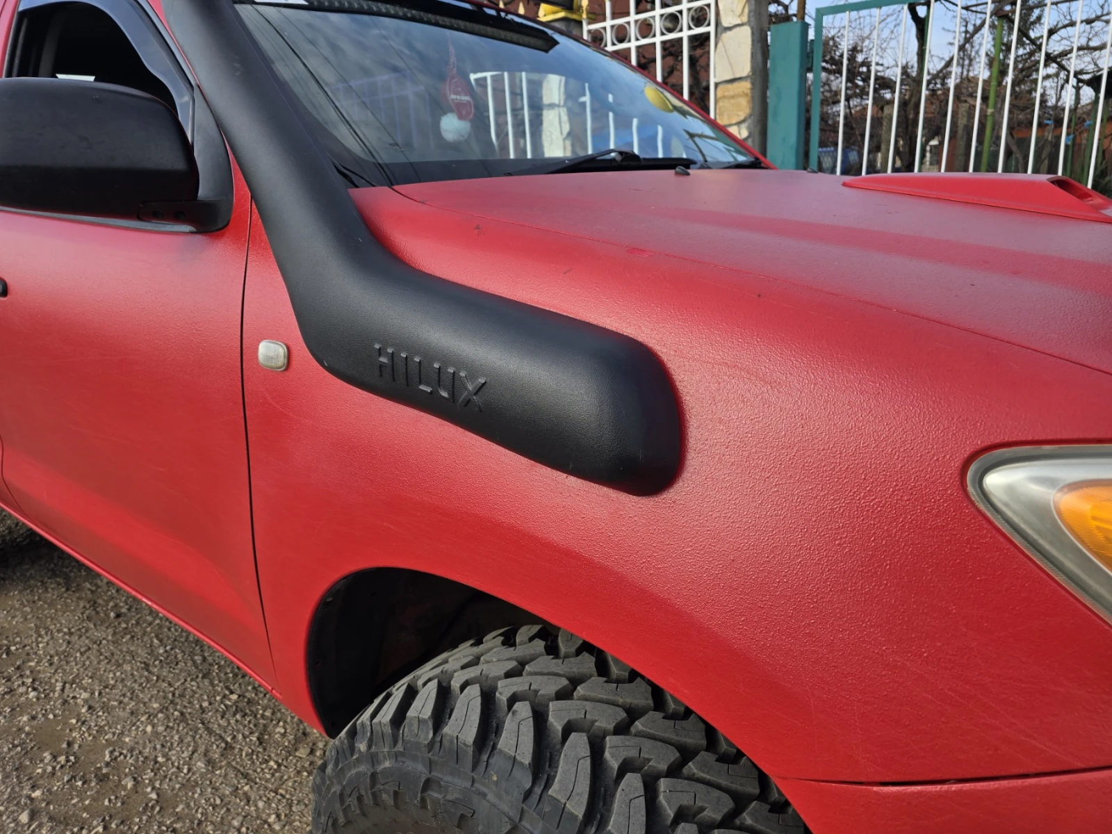 Toyota Hilux D4D 2.5, снимка 5 - Автомобили и джипове - 53588054