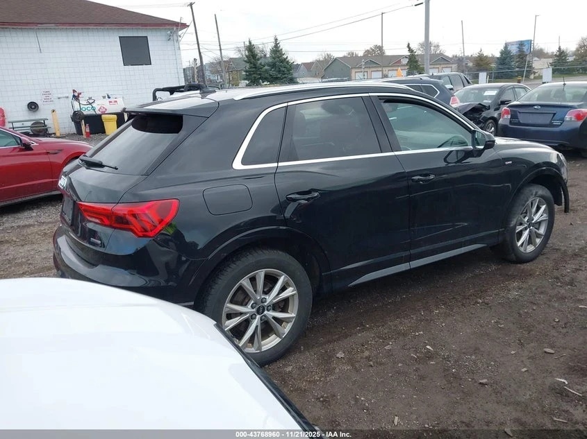 Audi Q3, снимка 4 - Автомобили и джипове - 53887679