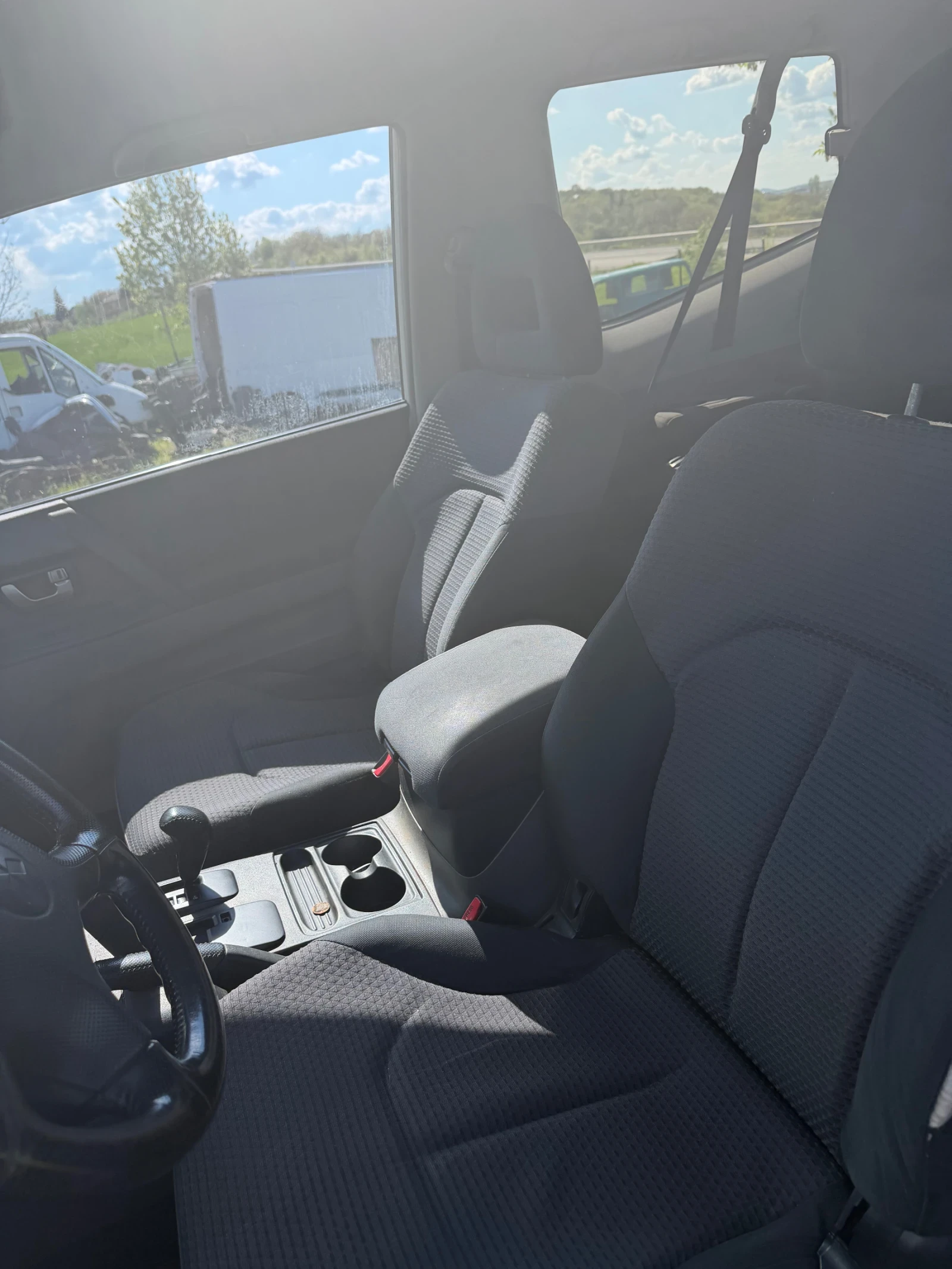 Mitsubishi Pajero, снимка 11 - Автомобили и джипове - 54311545