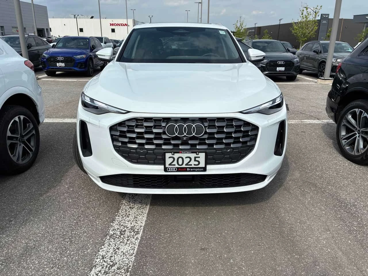 Audi Q5 2.0 TFSI quattro/ПАНОРАМА/ДИСТРОНИК/360 КАМЕРИ, снимка 2 - Автомобили и джипове - 54804449