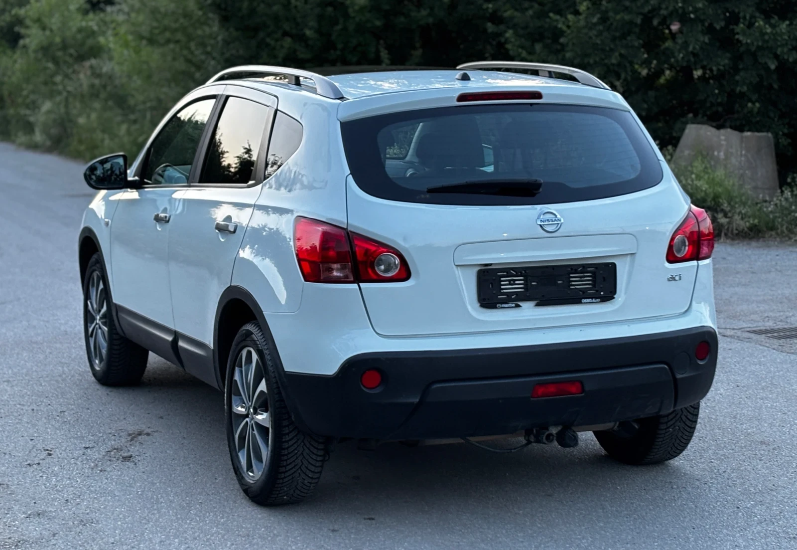 Nissan Qashqai 2.0 DCI КАМЕРА - ИТАЛИЯ , снимка 6 - Автомобили и джипове - 54840506