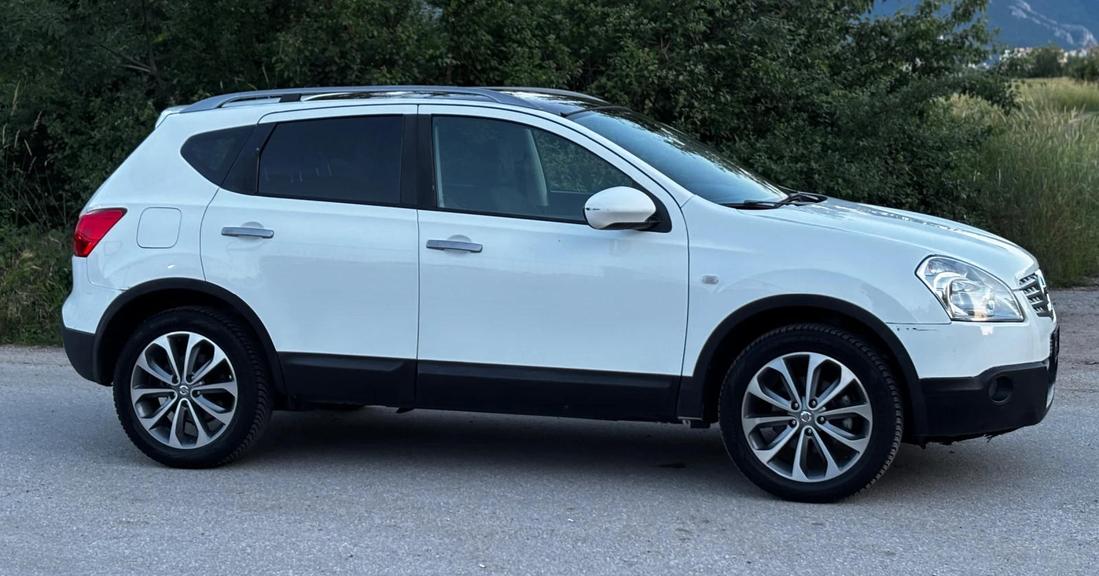 Nissan Qashqai 2.0 DCI КАМЕРА - ИТАЛИЯ , снимка 4 - Автомобили и джипове - 54840506