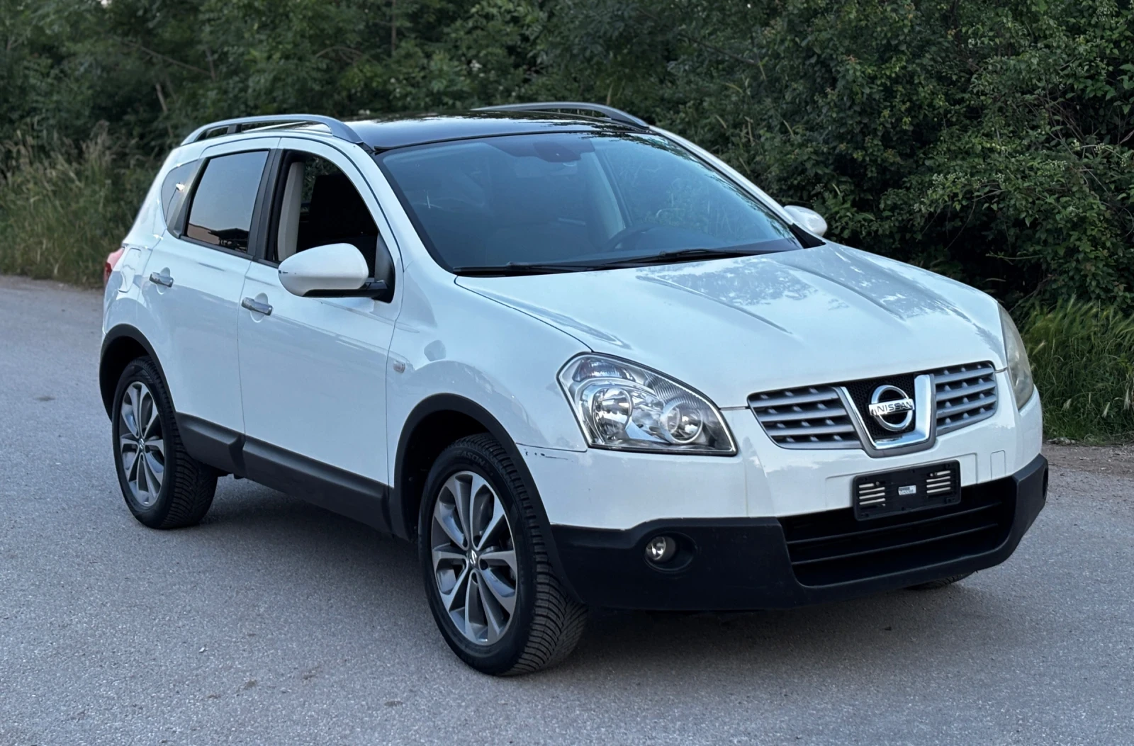 Nissan Qashqai 2.0 DCI КАМЕРА - ИТАЛИЯ , снимка 3 - Автомобили и джипове - 54840506