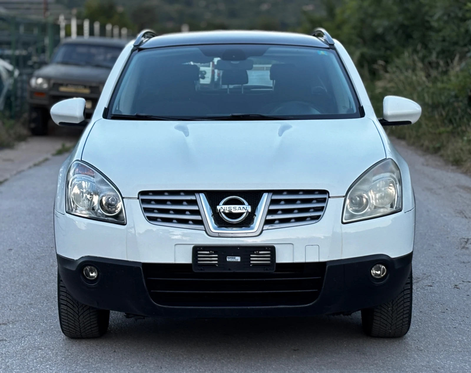 Nissan Qashqai 2.0 DCI КАМЕРА - ИТАЛИЯ , снимка 2 - Автомобили и джипове - 54840506