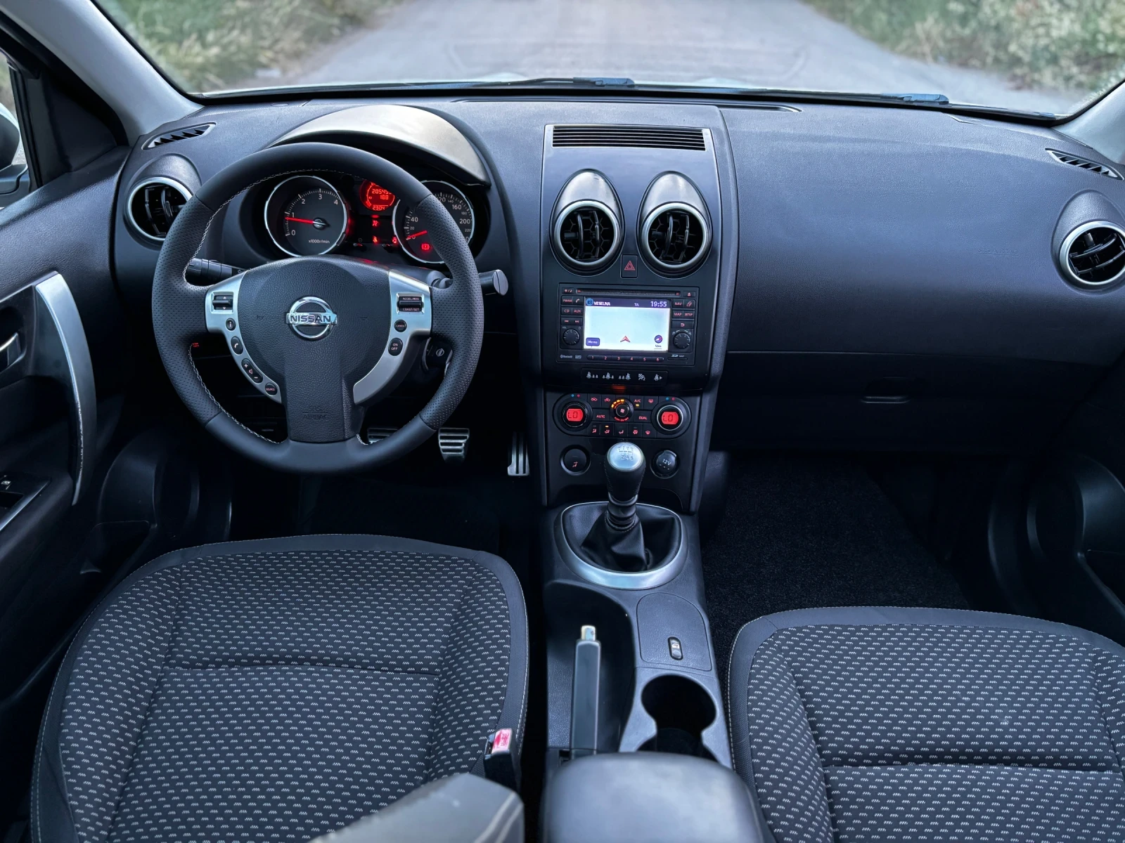 Nissan Qashqai 2.0 DCI КАМЕРА - ИТАЛИЯ , снимка 7 - Автомобили и джипове - 54840506