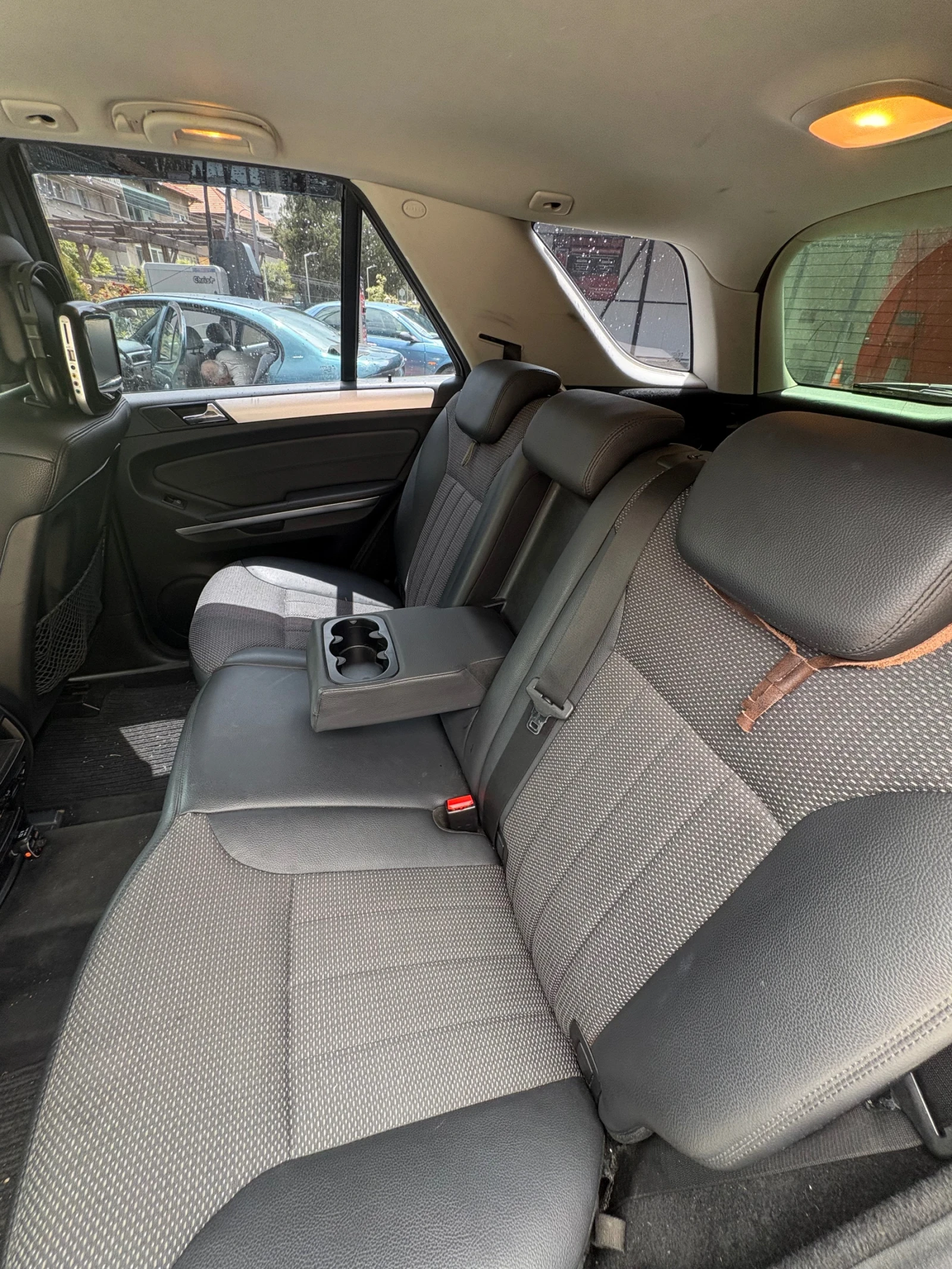 Mercedes-Benz ML 320 SPORT | FACELIFT | 4MATIC | ПРУЖИНИ, снимка 11 - Автомобили и джипове - 55139478