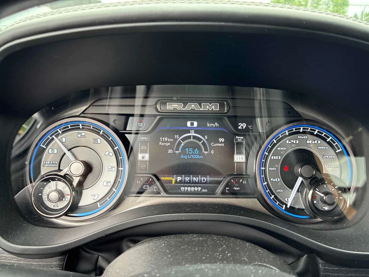 Dodge RAM 1500 * Limited * CARFAX * БЕЗ ПЪРВОНАЧАЛНА ВНОСКА, снимка 8 - Автомобили и джипове - 55117946