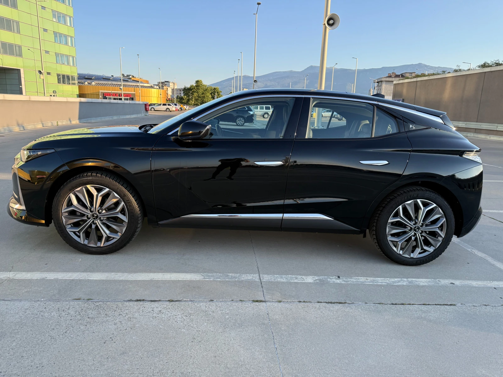 DS DS 4 Crossback 39300км/ОБСЛУЖЕНА/ПАНОРАМА/HEADS UP, снимка 4 - Автомобили и джипове - 55245333