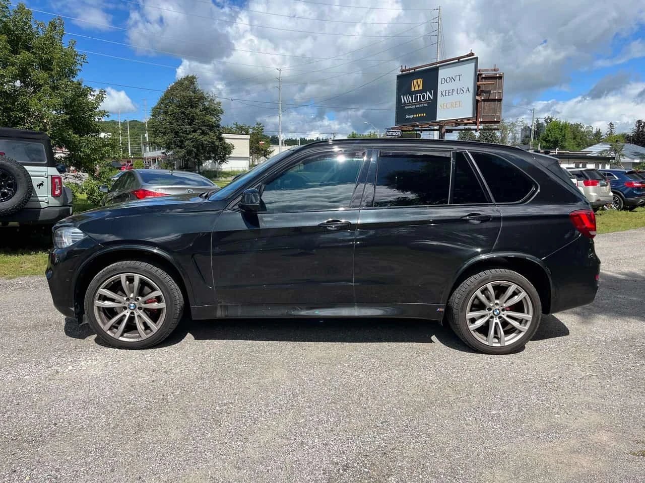 BMW X5 xDrive35d M-Pack Extended Leather  CARFAX, снимка 2 - Автомобили и джипове - 55850000
