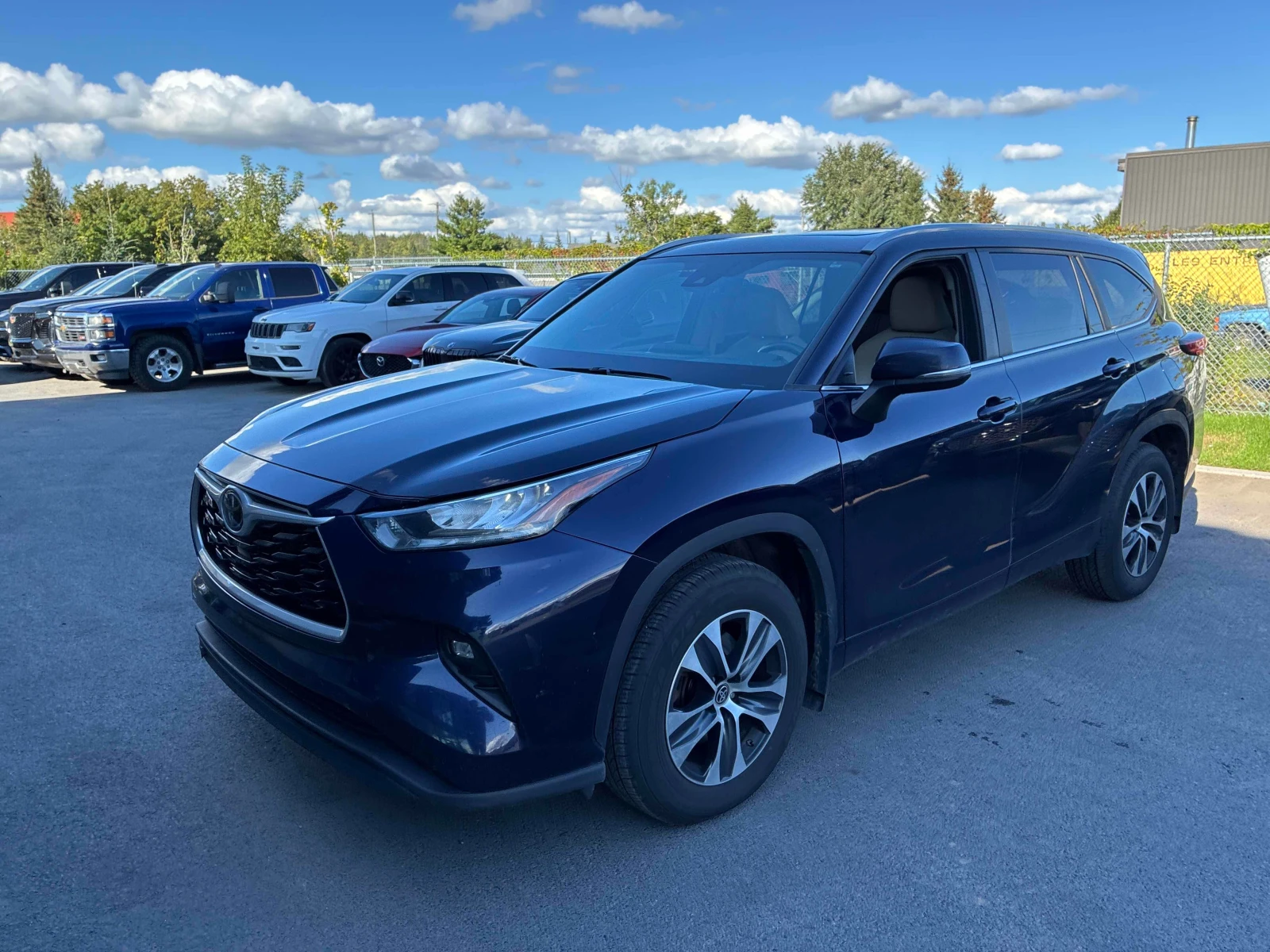Toyota Highlander XLE AWD | CARFAX | АВТОФИНАНСИРАНЕ