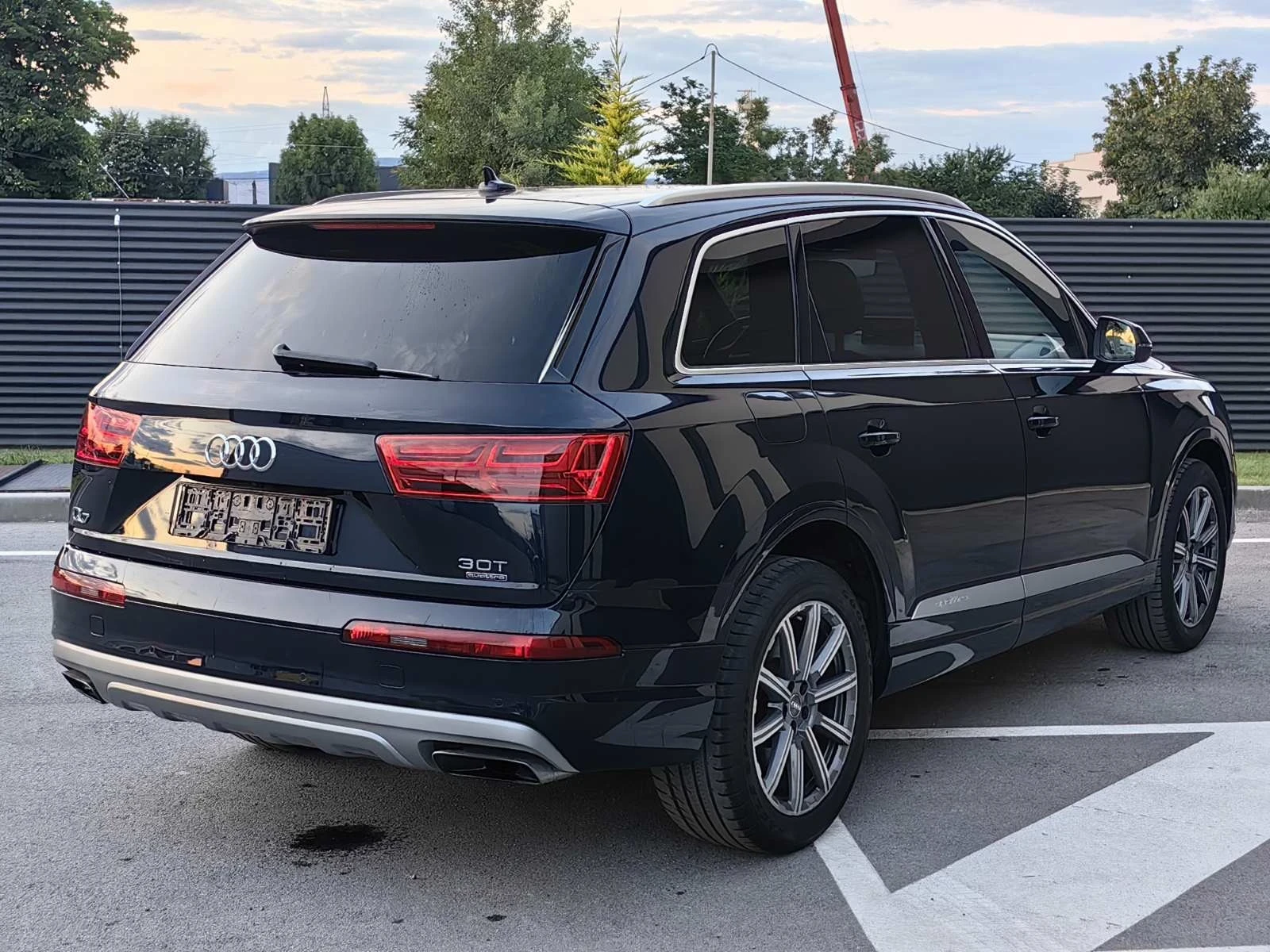 Audi Q7 3.0 T Premium Plus, снимка 5 - Автомобили и джипове - 55922701