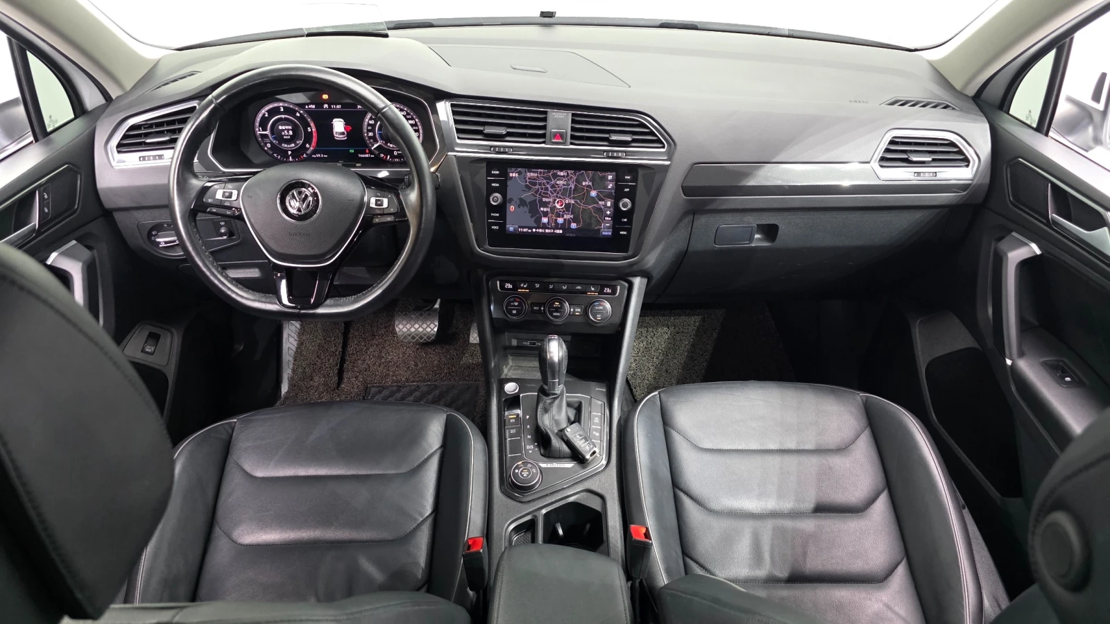 VW Tiguan 2.0TDI 4Motion PRESTIGE , снимка 7 - Автомобили и джипове - 56119672
