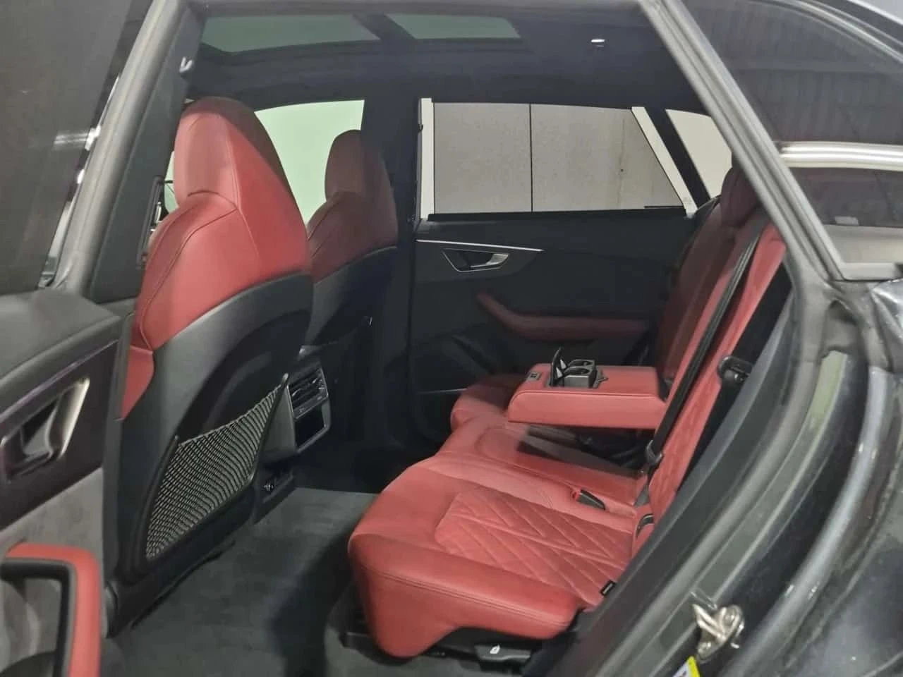 Audi SQ8, снимка 13 - Автомобили и джипове - 56734241