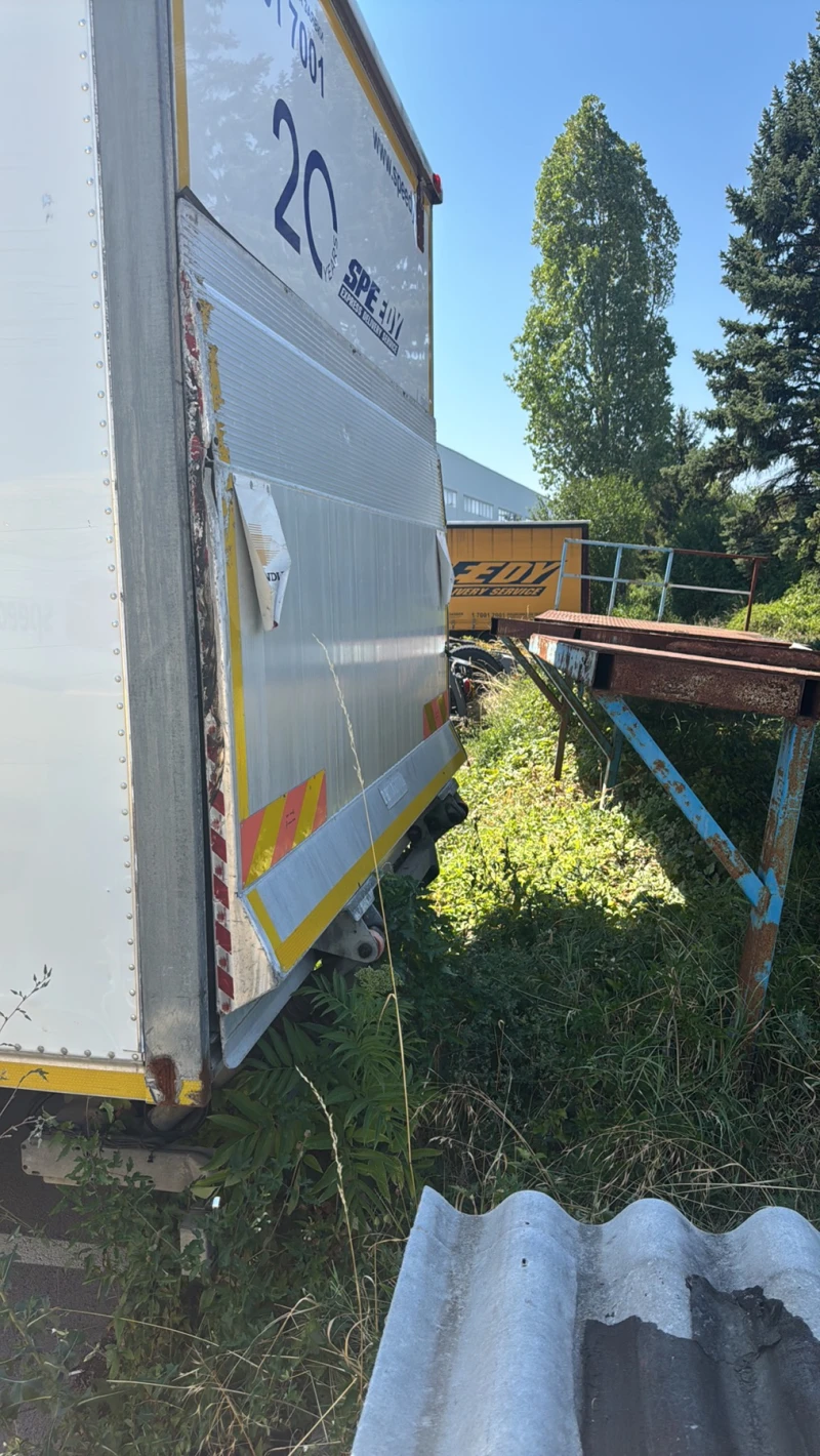 Mitsubishi Fuso 9 бр. за продан, снимка 4 - Камиони - 52231599