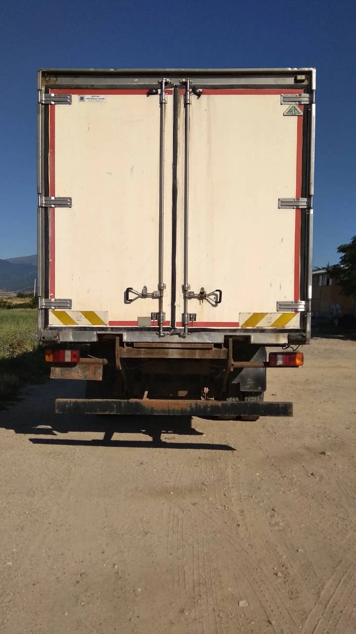 Mercedes-Benz Atego 1823 На Части, снимка 5 - Камиони - 37433029