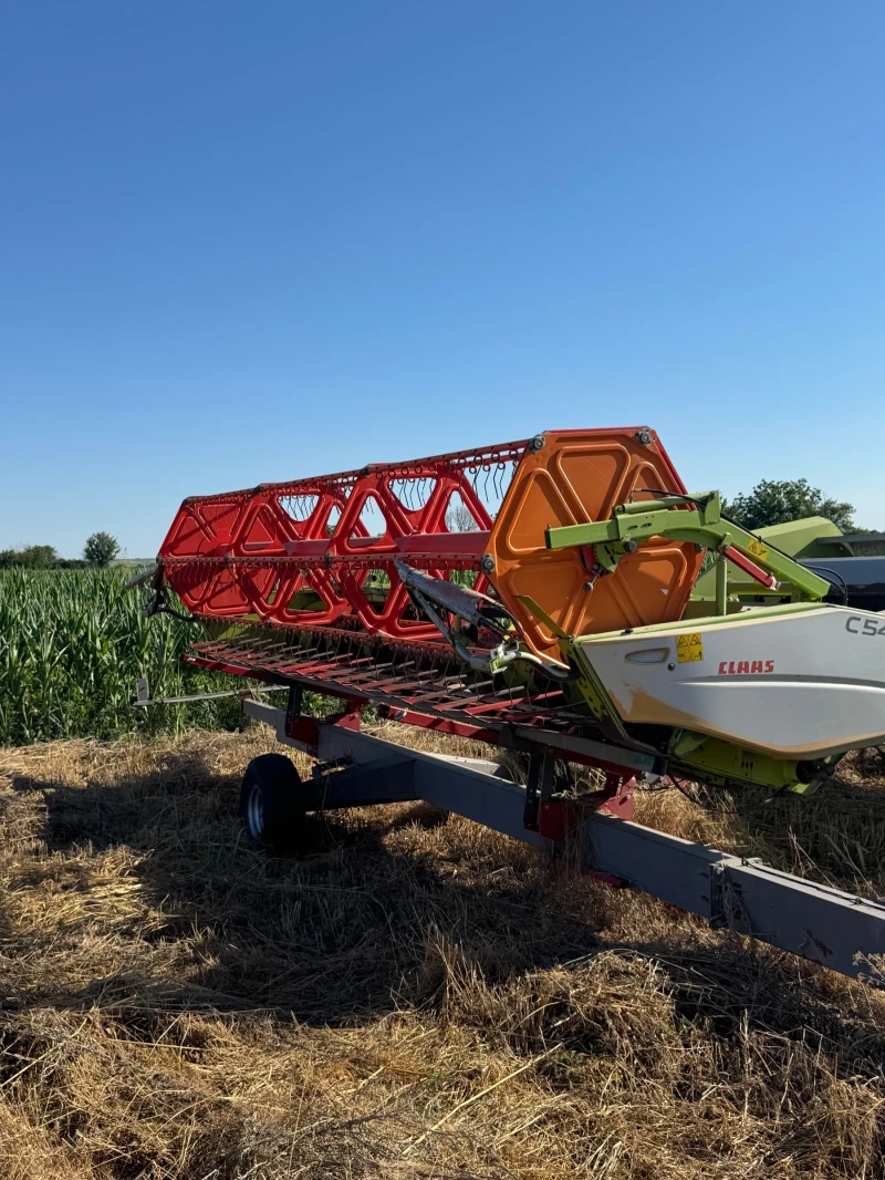 Комбайн Claas, снимка 10 - Селскостопанска техника - 52357132
