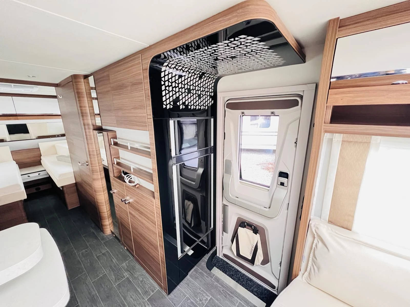 Каравана Tabbert Puccini 655 - изображение 9