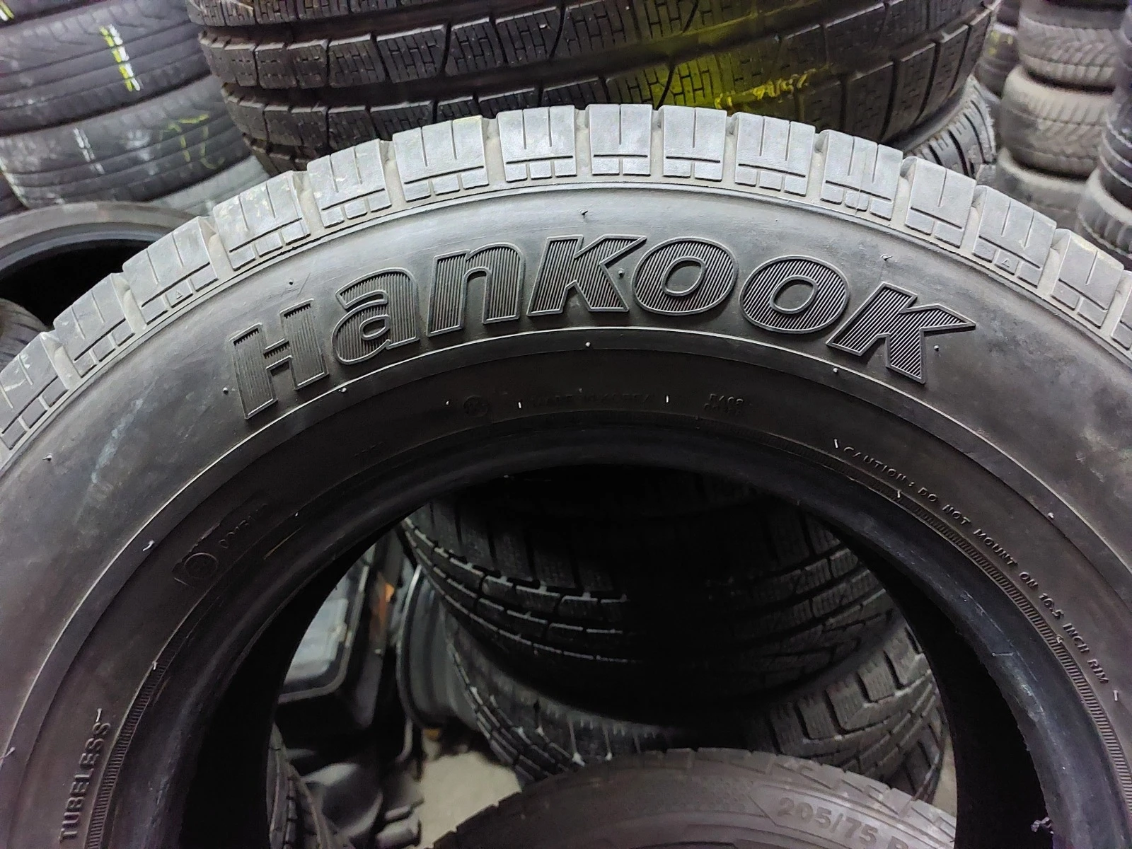 ���� 215/75R16 | Mobile.bg � ����������� 4