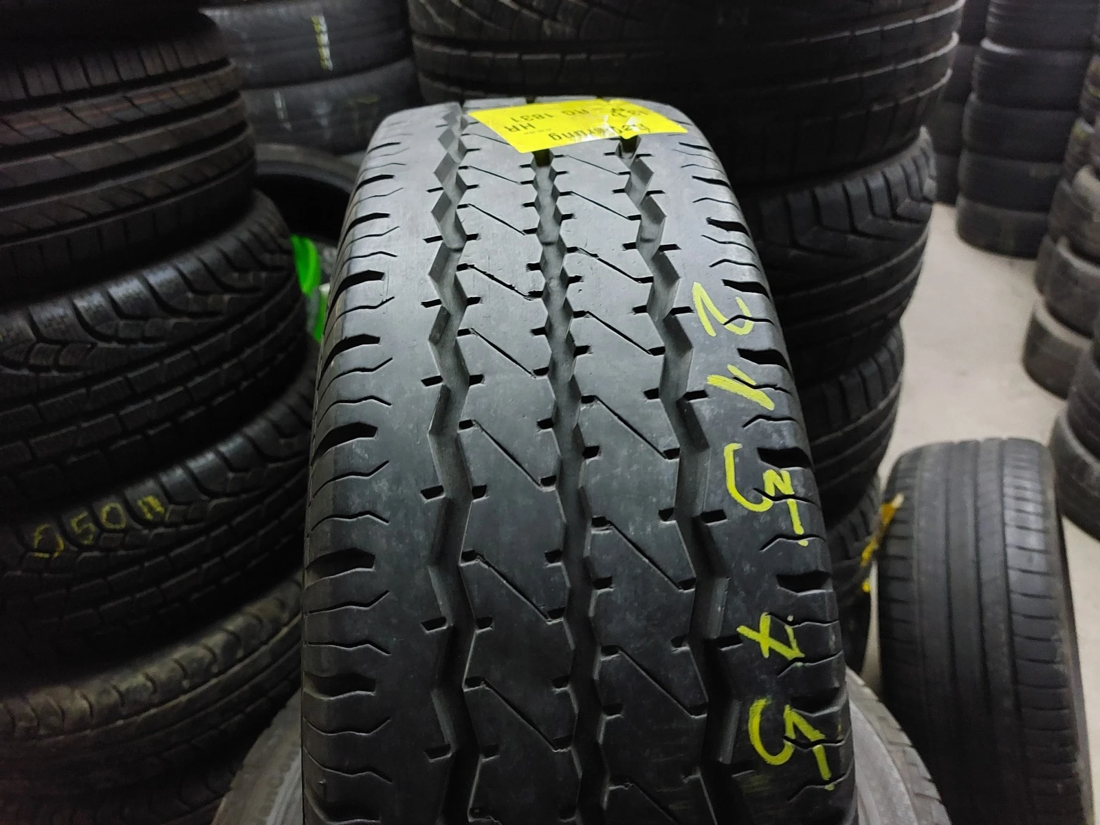 ���� 215/75R16 | Mobile.bg � ����������� 2