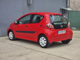 Toyota Aygo 1.0 Закупен от България, снимка 6