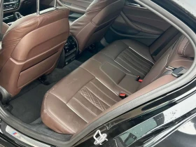 BMW 550 M550i xDrive  CARFAX, снимка 10