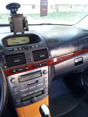 Toyota Avensis | Mobile.bg    13
