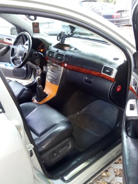 Toyota Avensis | Mobile.bg    15