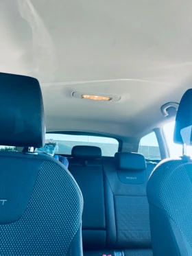 Skoda Octavia Scout - 8300 € / 16233.39 лв. - 92449262 11