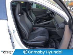 Hyundai Elantra * Manual | 2L Turbo | BOSE | Sunroof | Bluelink *  - 23200 € / 45375.26 лв. - 61388312 13