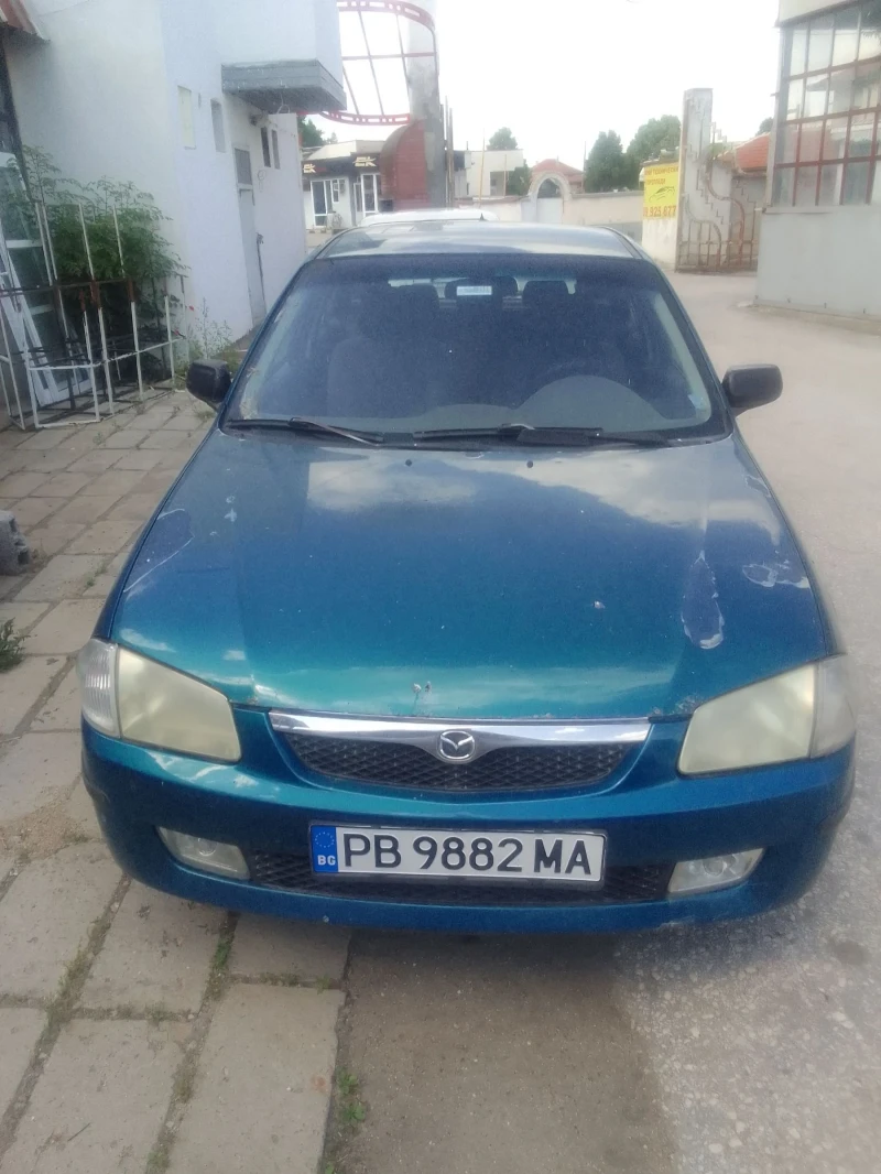 Mazda 323 F, снимка 1 - Автомобили и джипове - 47873388