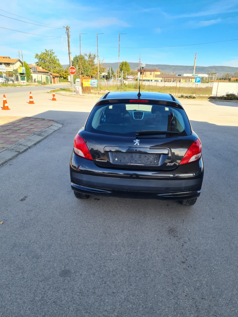 Peugeot 207 1.4куб.75к.с.2011г.Бензин , снимка 2 - Автомобили и джипове - 47524230