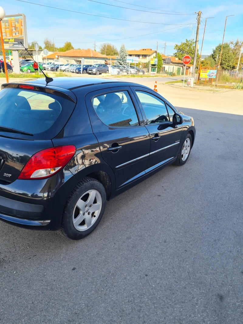 Peugeot 207 1.4куб.75к.с.2011г.Бензин , снимка 3 - Автомобили и джипове - 47524230