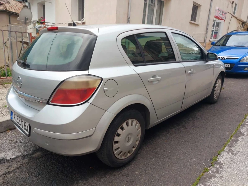 Opel Astra, снимка 5 - Автомобили и джипове - 47589487