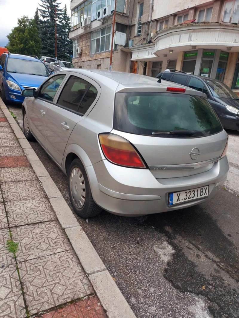 Opel Astra, снимка 6 - Автомобили и джипове - 47589487