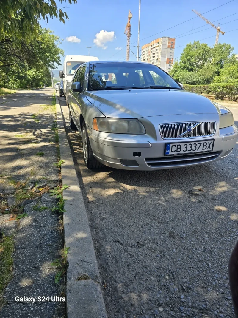 Volvo V70 2.4 D5, снимка 1 - Автомобили и джипове - 48312852