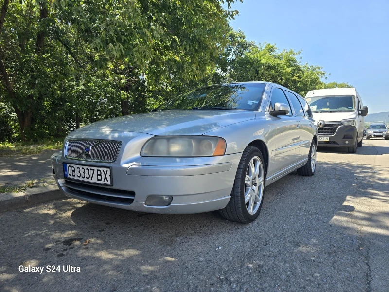 Volvo V70 2.4 D5, снимка 2 - Автомобили и джипове - 49513010