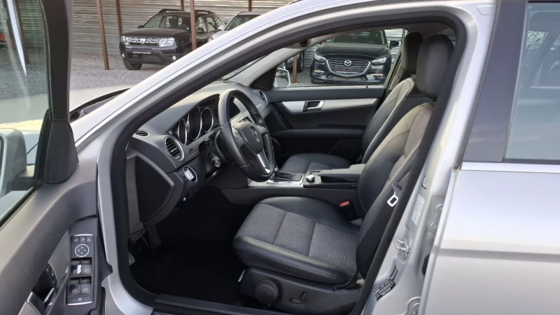 Mercedes-Benz C 300 4-MATIC/ЕДИН СОБСТВЕНИК , снимка 10 - Автомобили и джипове - 50527022