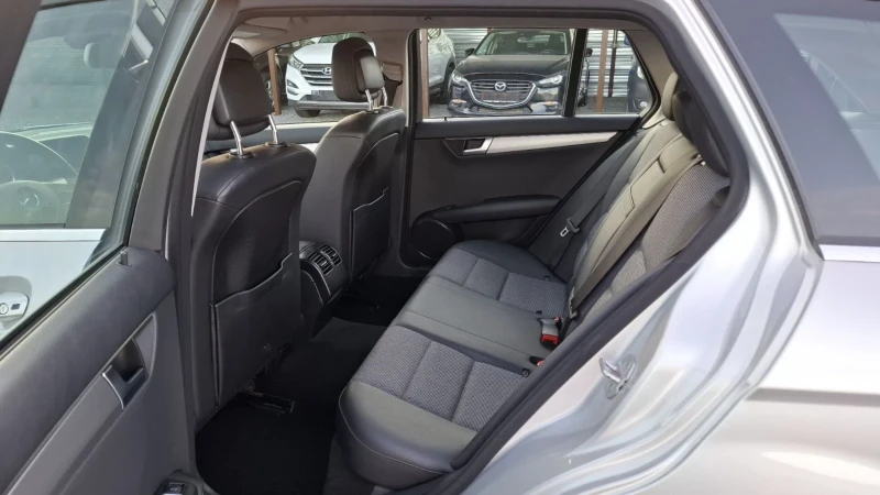 Mercedes-Benz C 300 4-MATIC/ЕДИН СОБСТВЕНИК , снимка 16 - Автомобили и джипове - 50527022