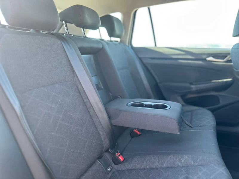 VW Golf / VARIANT LIFE / 2.0 TDI / FACE / TOP /, снимка 10 - Автомобили и джипове - 51824835