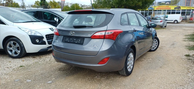 Hyundai I30, снимка 4 - Автомобили и джипове - 52017447