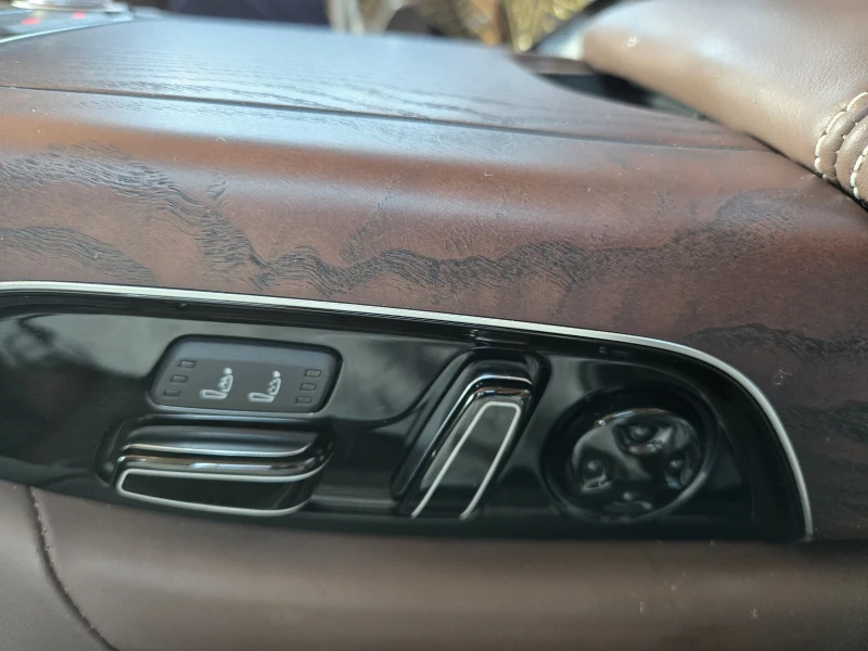 Audi A8 4.2tdi 351 k.с. СМЕНЕНИ ВЕРИГИ, снимка 14 - Автомобили и джипове - 52024971