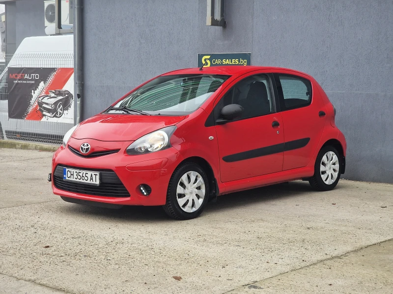 Toyota Aygo 1.0 Закупен от България, снимка 4 - Автомобили и джипове - 52573773