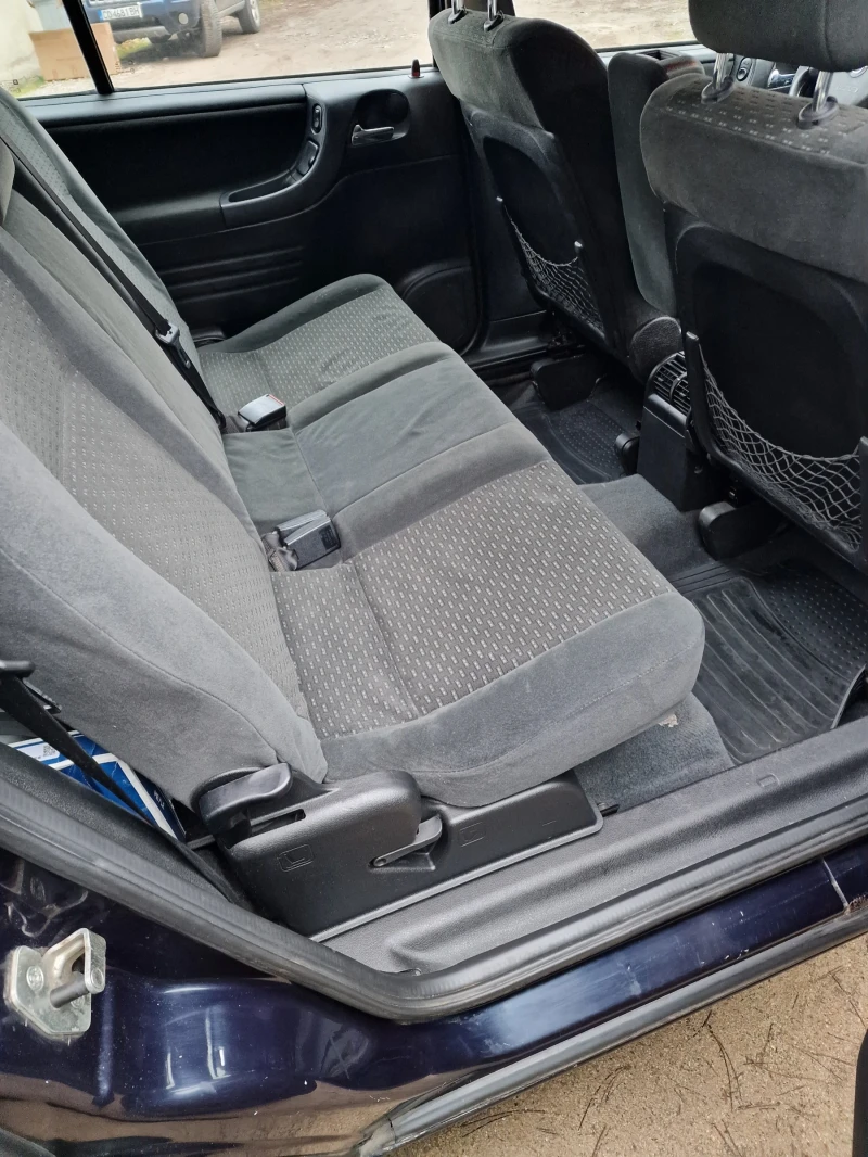 Opel Zafira, снимка 11 - Автомобили и джипове - 52769303