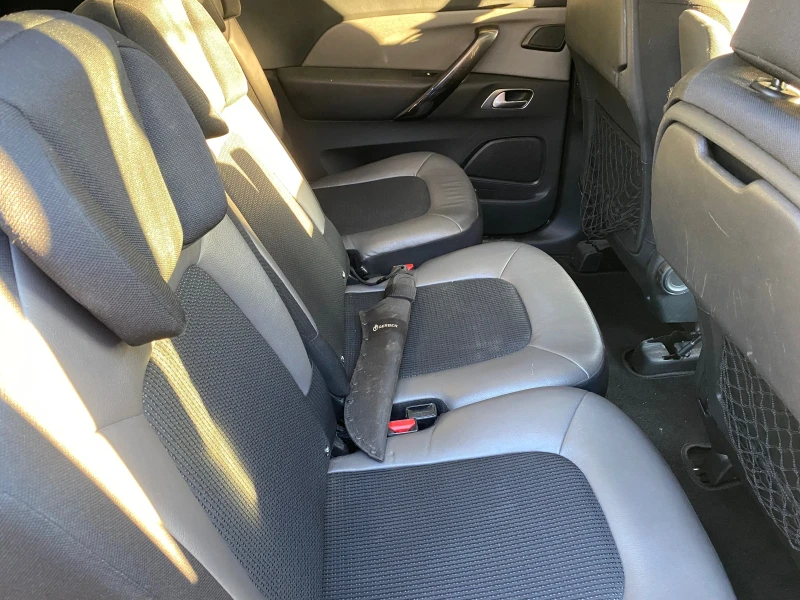 Citroen C4 Picasso, снимка 11 - Автомобили и джипове - 52925765
