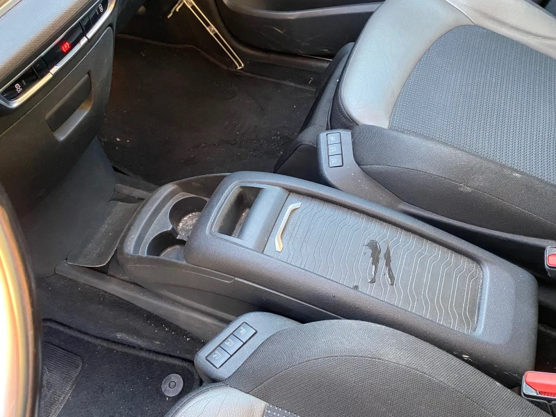 Citroen C4 Picasso, снимка 7 - Автомобили и джипове - 52925765