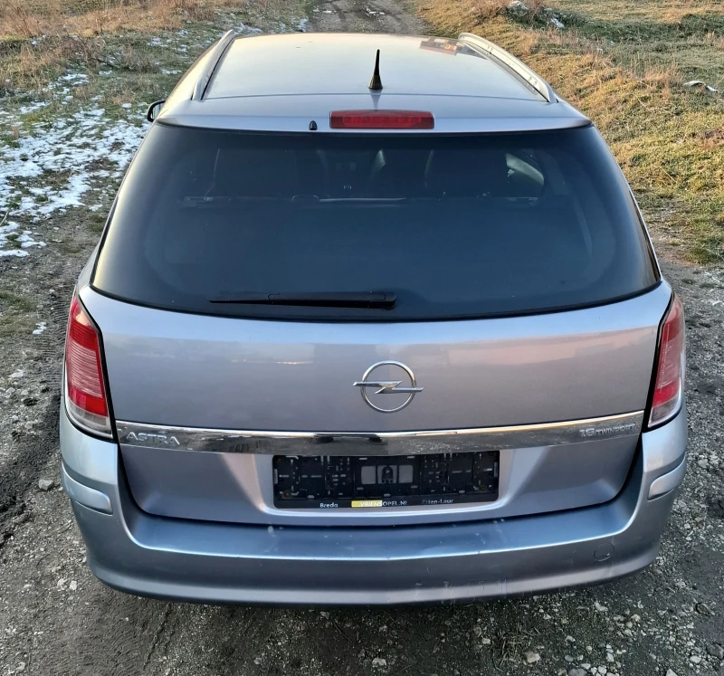 Opel Astra 1.6 i twinport , снимка 6 - Автомобили и джипове - 53174679
