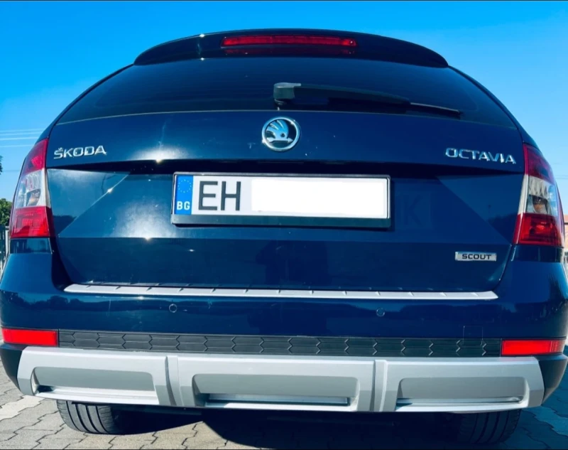 Skoda Octavia Scout, снимка 12 - Автомобили и джипове - 53241192