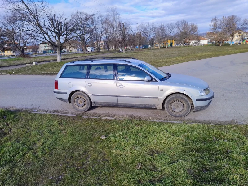 VW Passat, снимка 4 - Автомобили и джипове - 53448308