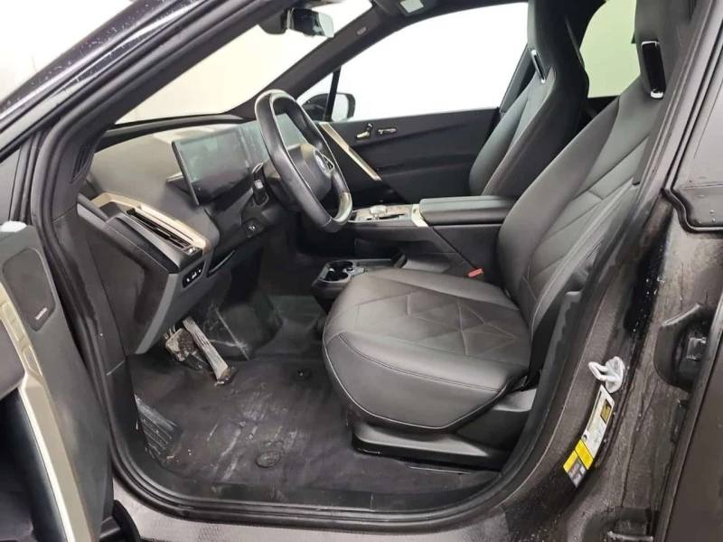 BMW iX XDRIVE40* ОБДУХВАНЕ* ДИСТРОНИК* 360* ВТОРИ ГУМИ, снимка 8 - Автомобили и джипове - 53508606